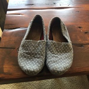 Toms shoes